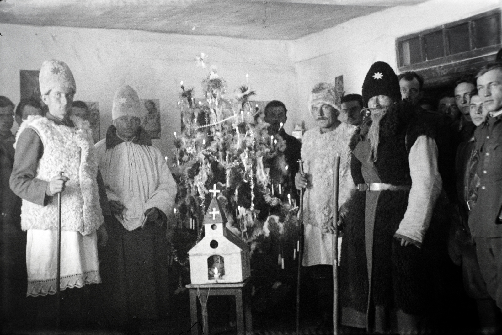 Betlehemezés Magyarországon, 1942-ben. Kép: Fortepan