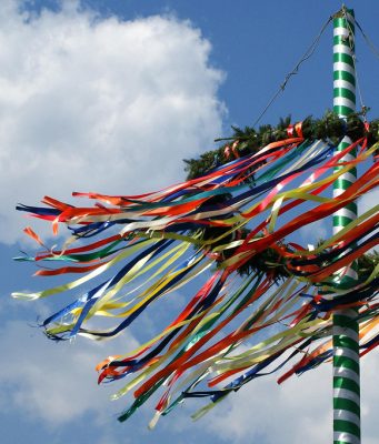 A Szerelem és Termékenység ünnepe, Bealtaine, május 1 – az Ősi vallás ünnepei
