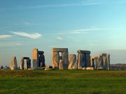 Stonehenge eredete, célja és titkai. Miért építették Stonehenge-et és a többi kőkört?
